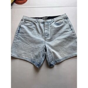 torrid Light Wash Denim Jean Shorts
